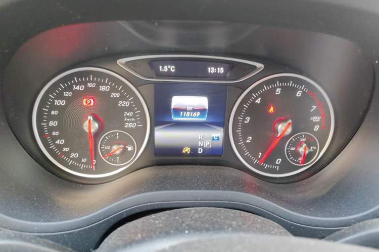 Used Mercedes-Benz B-Class 2017 B 200 Fashion Model Instrument Cluster