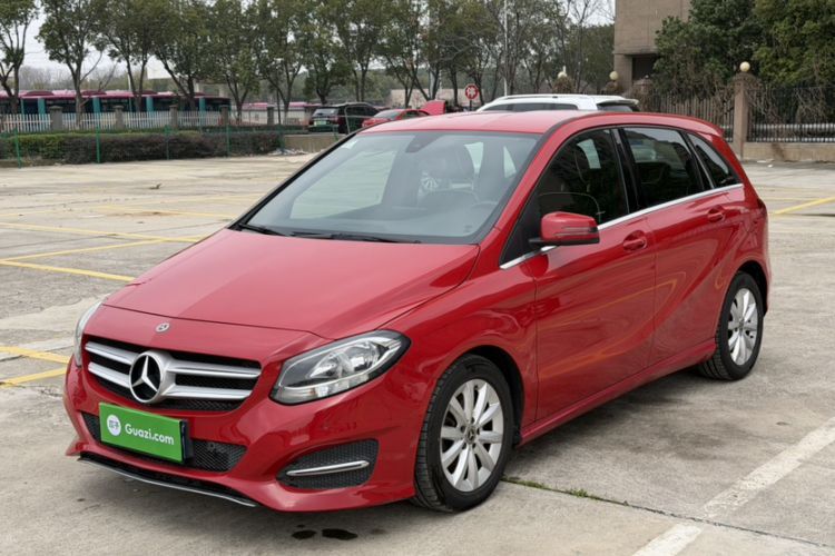 Ojetý Mercedes-Benz B-Class 2017 B 180 Guazi used car, China used car export, Used car for sale, Used cars, Cheapest cars for sale