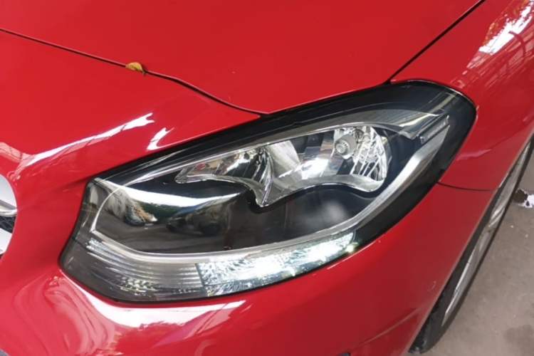 Used Mercedes-Benz B-Class 2017 B 200 Sport Edition Left Front Headlight