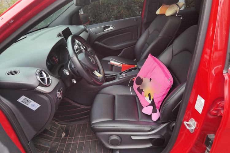 Used Mercedes-Benz B-Class 2017 B 200 Sport Edition Left Front Seat