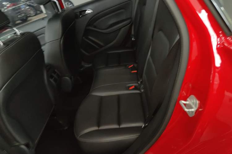 Used Mercedes-Benz B-Class 2017 B 200 Fashion Model Left Rear Seat