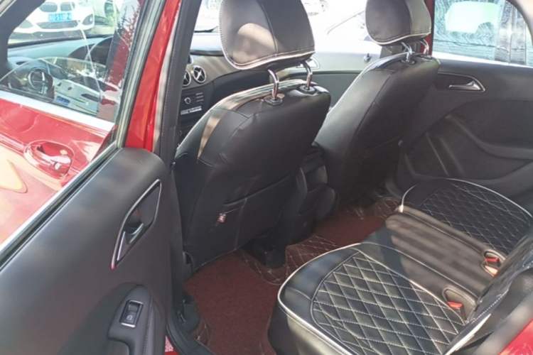 Used Mercedes-Benz B-Class 2017 B 180 Left Rear Seat