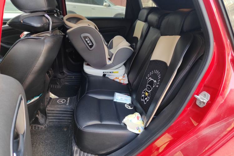 Used Mercedes-Benz B-Class 2017 B 200 Fashion Model Left Rear Seat