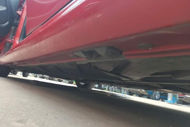 Used Mercedes-Benz B-Class 2017 B 200 Fashion Model Left Side Sill