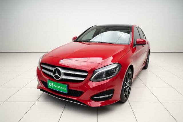 Ojetý Mercedes-Benz B-Class 2017 B 200 Fashion Model