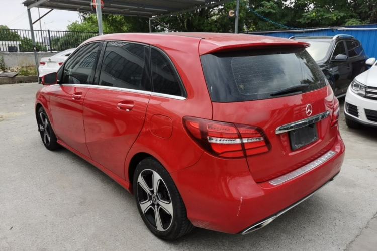 Used Mercedes-Benz B-Class 2017 B 200 Fashion Model Rear Left 45 Deg