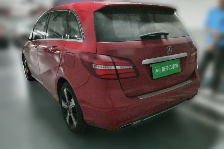 Used Mercedes-Benz B-Class 2017 B 200 Fashion Model Rear Left 45 Deg