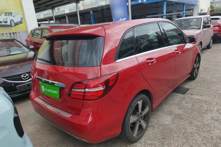 Used Mercedes-Benz B-Class 2017 B 200 Fashion Model Rear Right 45 Deg