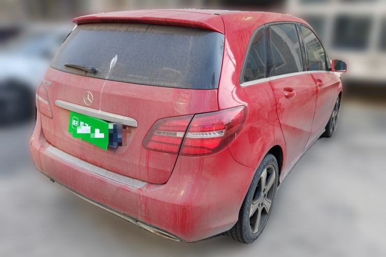 Used Mercedes-Benz B-Class 2017 B 200 Fashion Model Rear Right 45 Deg
