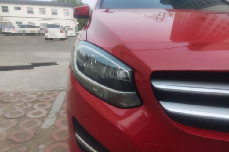 Used Mercedes-Benz B-Class 2017 B 200 Sport Edition Right Front Headlight