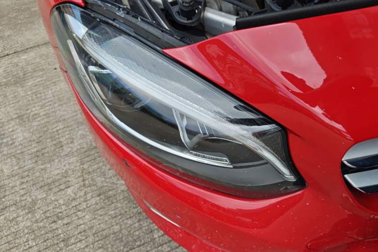 Used Mercedes-Benz B-Class 2017 B 200 Fashion Model Right Front Headlight