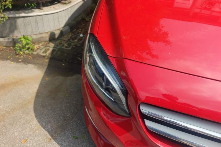 Used Mercedes-Benz B-Class 2017 B 200 Fashion Model Right Front Headlight