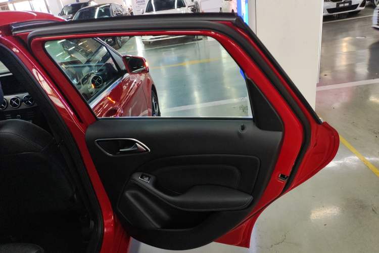 Used Mercedes-Benz B-Class 2017 B 200 Fashion Model Right Rear Door Interior