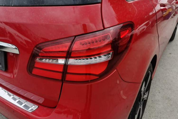 Used Mercedes-Benz B-Class 2017 B 200 Fashion Model Right Rear Taillight