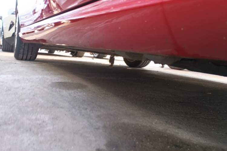 Used Mercedes-Benz B-Class 2017 B 180 Right Side Sill