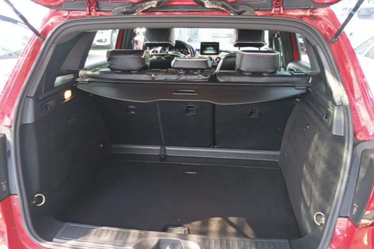 Used Mercedes-Benz B-Class 2017 B 180 Trunk
