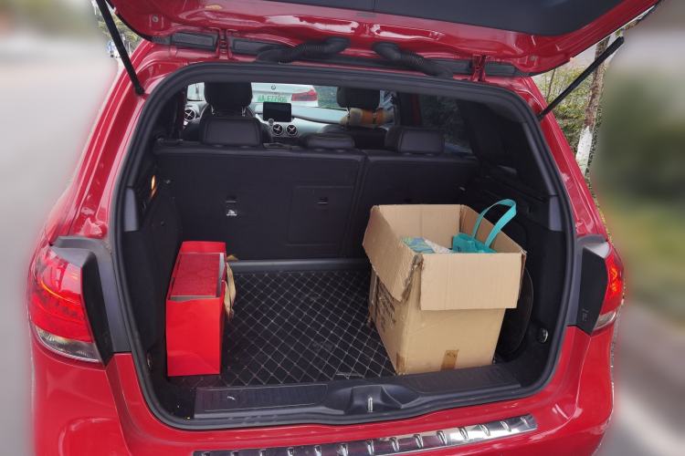 Used Mercedes-Benz B-Class 2017 B 200 Sport Edition Trunk