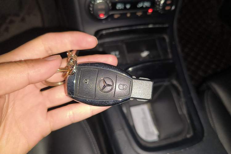 Used Mercedes-Benz B-Class 2017 B 200 Fashion Model Vehicle Key