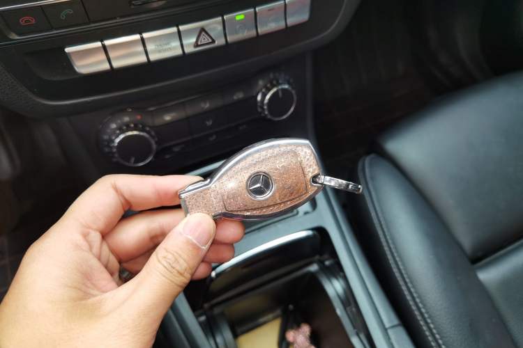 Used Mercedes-Benz B-Class 2017 B 200 Sport Edition Vehicle Key
