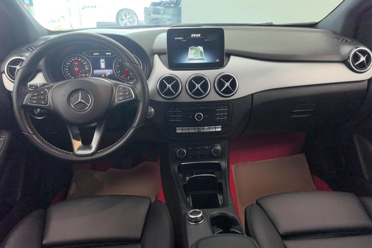 Used Mercedes-Benz B-Class 2017 B 200 Sport Edition Center Console