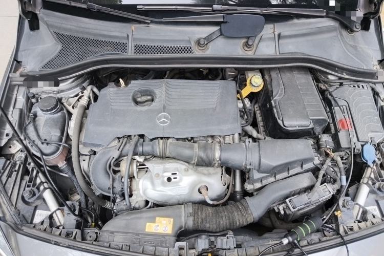 Used Mercedes-Benz B-Class 2017 B 200 Sport Edition Engine Bay