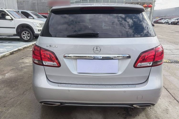 Used Mercedes-Benz B-Class 2017 B 200 Sport Edition Exterior 4