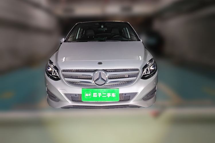 Used Mercedes-Benz B-Class 2017 B 200 Fashion Model Front