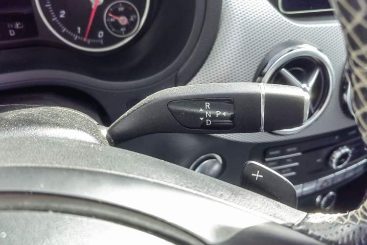 Used Mercedes-Benz B-Class 2017 B 200 Sport Edition Gear Lever