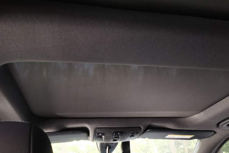 Used Mercedes-Benz B-Class 2017 B 200 Sport Edition Headliner