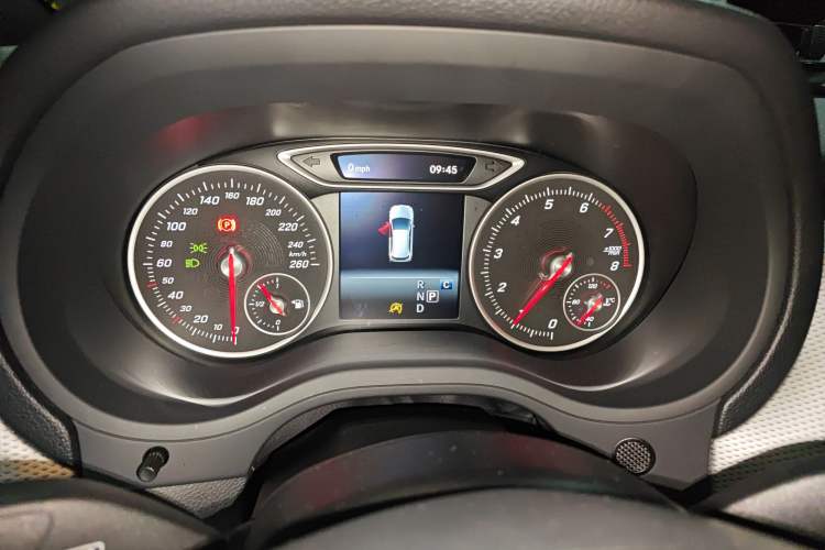 Used Mercedes-Benz B-Class 2017 B 200 Fashion Model Instrument Cluster