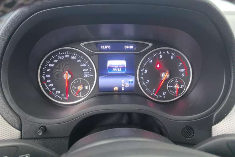 Used Mercedes-Benz B-Class 2017 B 200 Sport Edition Instrument Cluster