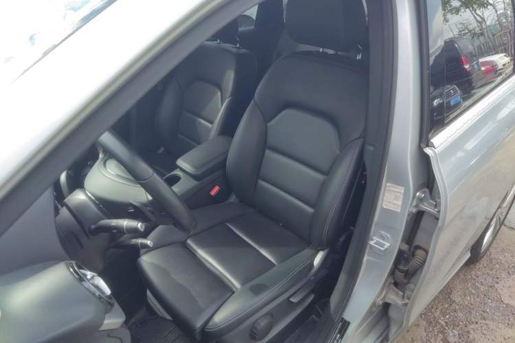 Used Mercedes-Benz B-Class 2017 B 200 Sport Edition Left Front Seat