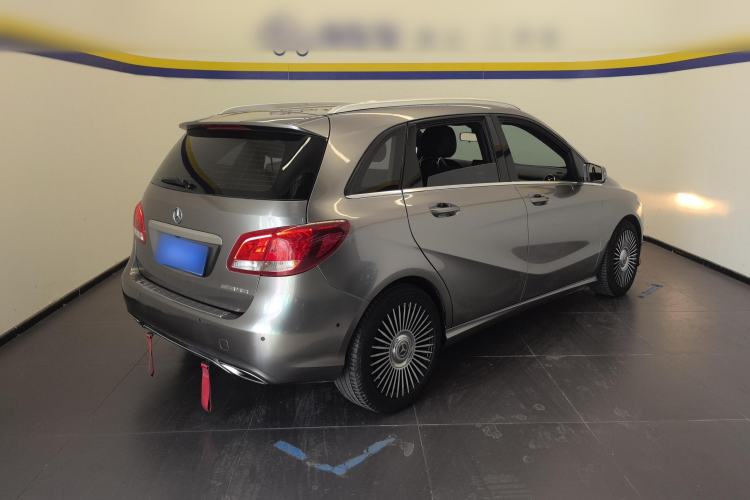 Used Mercedes-Benz B-Class 2017 B 200 Sport Edition Rear Right 45 Deg