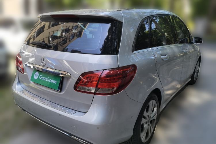 Used Mercedes-Benz B-Class 2017 B 200 Sport Edition Rear Right 45 Deg