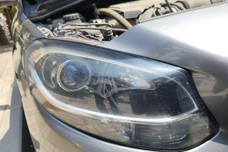Used Mercedes-Benz B-Class 2017 B 200 Sport Edition Right Front Headlight