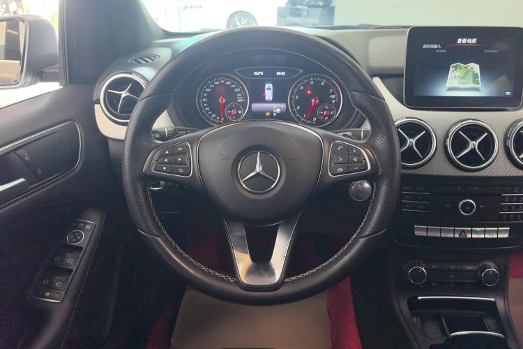 Used Mercedes-Benz B-Class 2017 B 200 Sport Edition Steering Wheel
