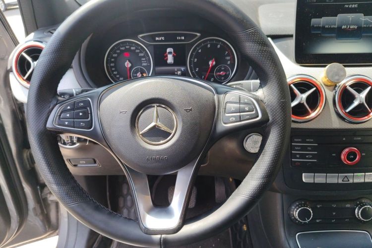 Used Mercedes-Benz B-Class 2017 B 200 Sport Edition Steering Wheel