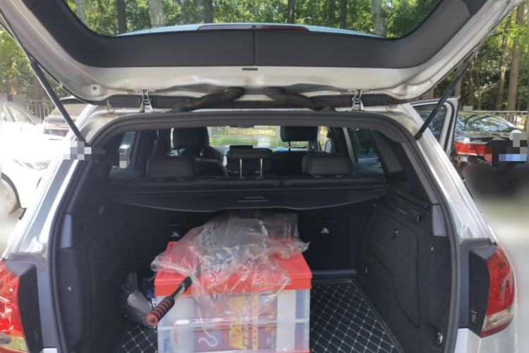 Used Mercedes-Benz B-Class 2017 B 200 Sport Edition Trunk