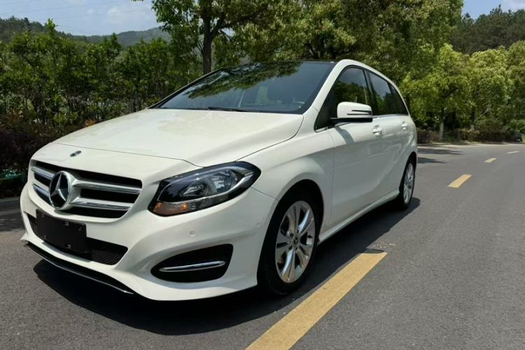 Used Mercedes-Benz B-Class 2017 B 200 Sport Edition Guazi used car, China used car export, Used car for sale, Used cars, Cheapest cars for sale