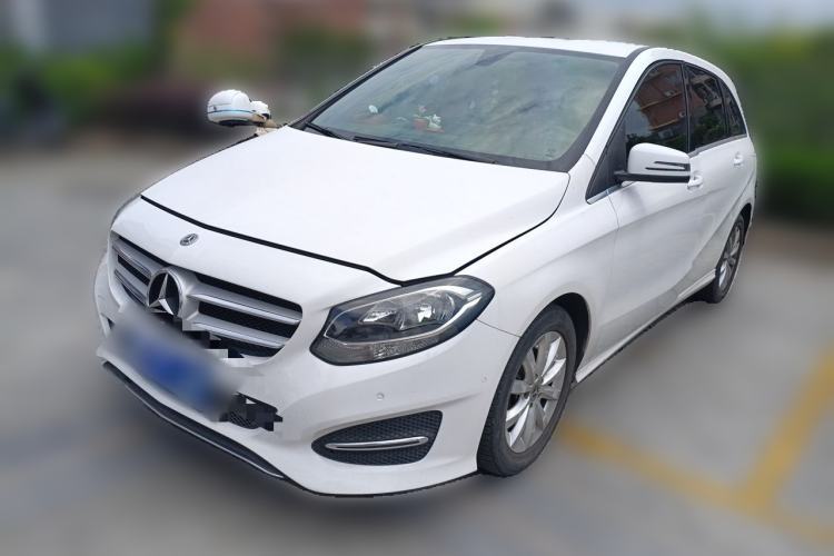 Ojetý Mercedes-Benz B-Class 2017 B 180 Guazi used car, China used car export, Used car for sale, Used cars, Cheapest cars for sale