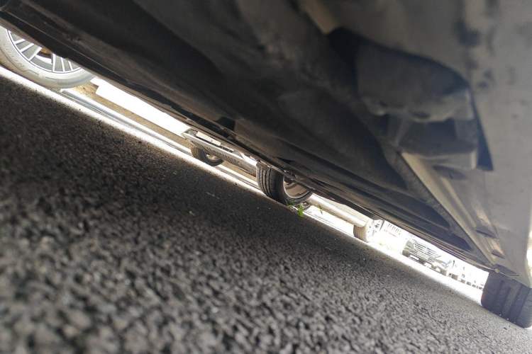 Used Mercedes-Benz B-Class 2017 B 200 Sport Edition Chassis Front Left