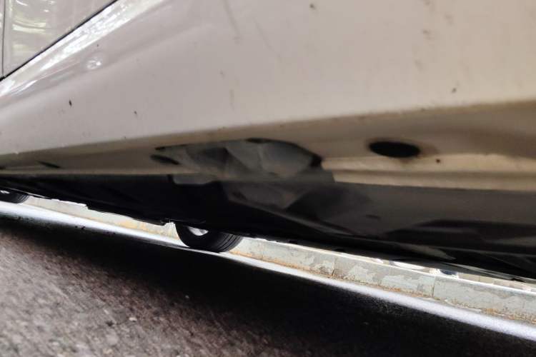 Used Mercedes-Benz B-Class 2017 B 200 Sport Edition Chassis Rear Left