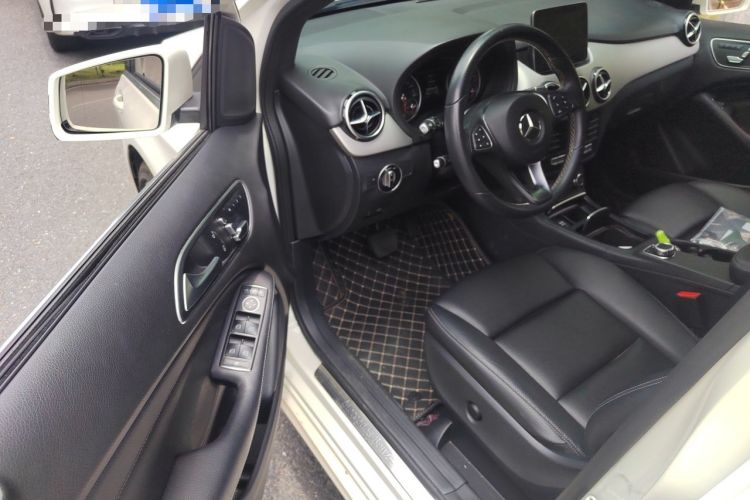 Used Mercedes-Benz B-Class 2017 B 200 Fashion Model Driver Seat