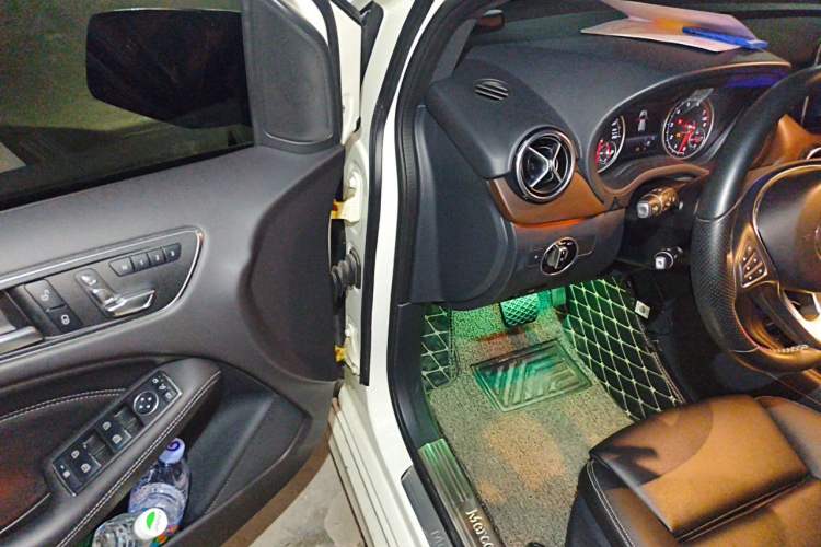 Used Mercedes-Benz B-Class 2017 B 200 Luxury Model Driver Seat