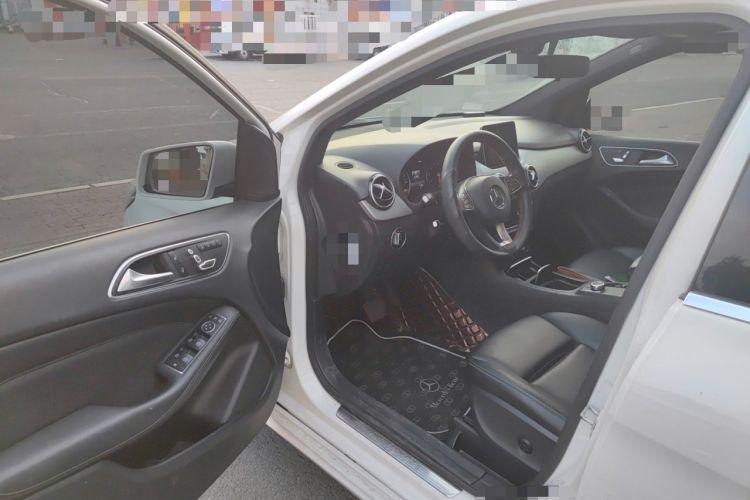 Used Mercedes-Benz B-Class 2017 B 200 Fashion Model Driver Seat