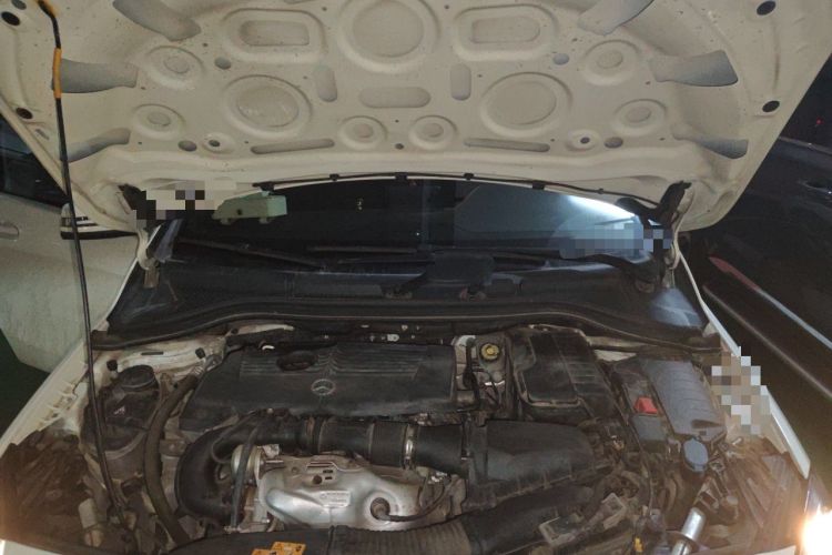 Used Mercedes-Benz B-Class 2017 B 200 Sport Edition Engine Bay