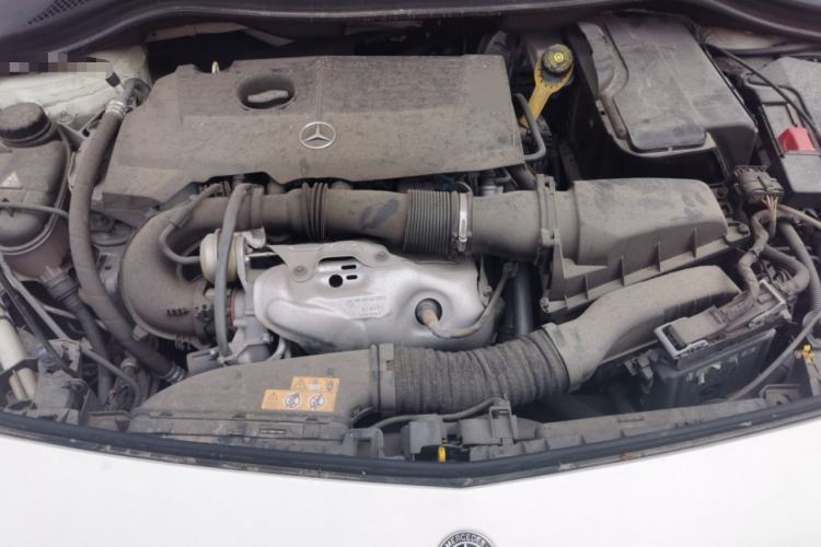 Used Mercedes-Benz B-Class 2017 B 200 Sport Edition Engine Bay