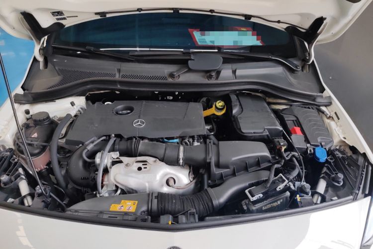 Used Mercedes-Benz B-Class 2017 B 200 Sport Edition Engine Bay