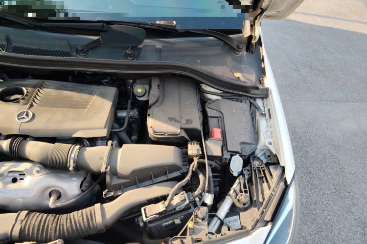 Used Mercedes-Benz B-Class 2017 B 200 Sport Edition Engine Bay Left