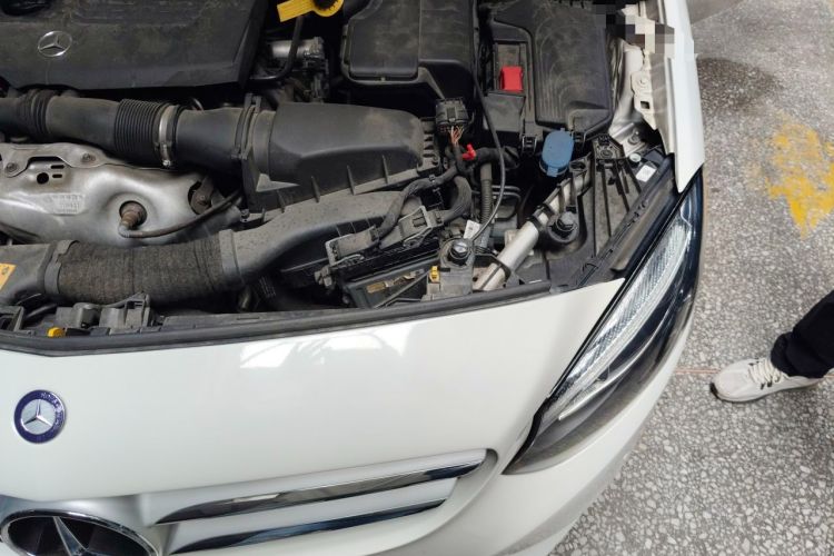 Used Mercedes-Benz B-Class 2017 B 200 Fashion Model Engine Bay Left